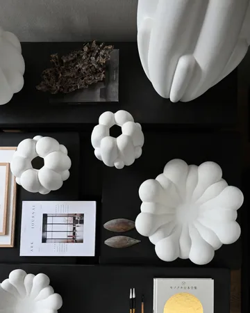 Bloom vase small 22.5x24 cm - Bone white - 101 Copenhagen