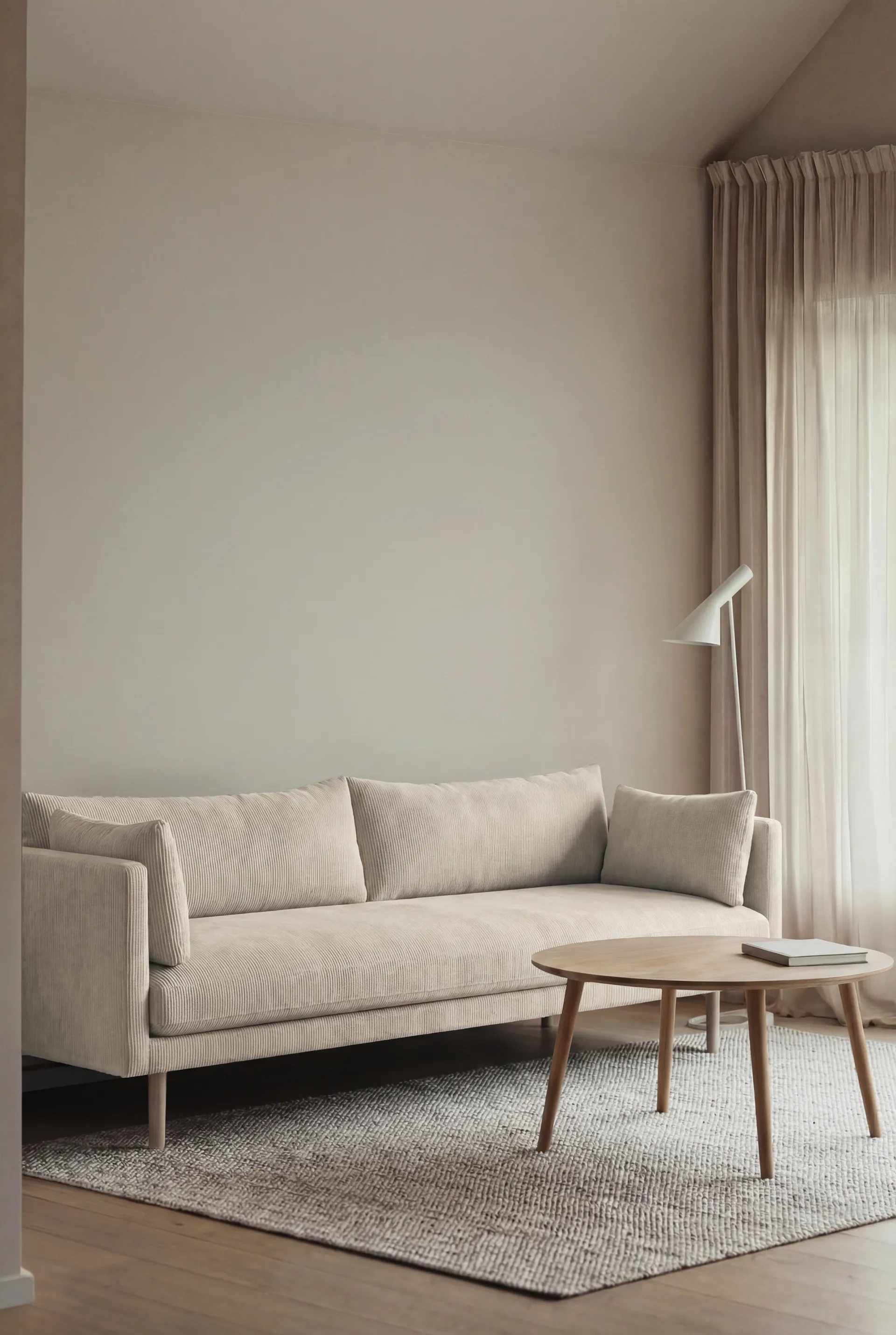 Linnevik sofa, Jump Beige 1956-white-oiled oak, 4-seater, without skirt 1898