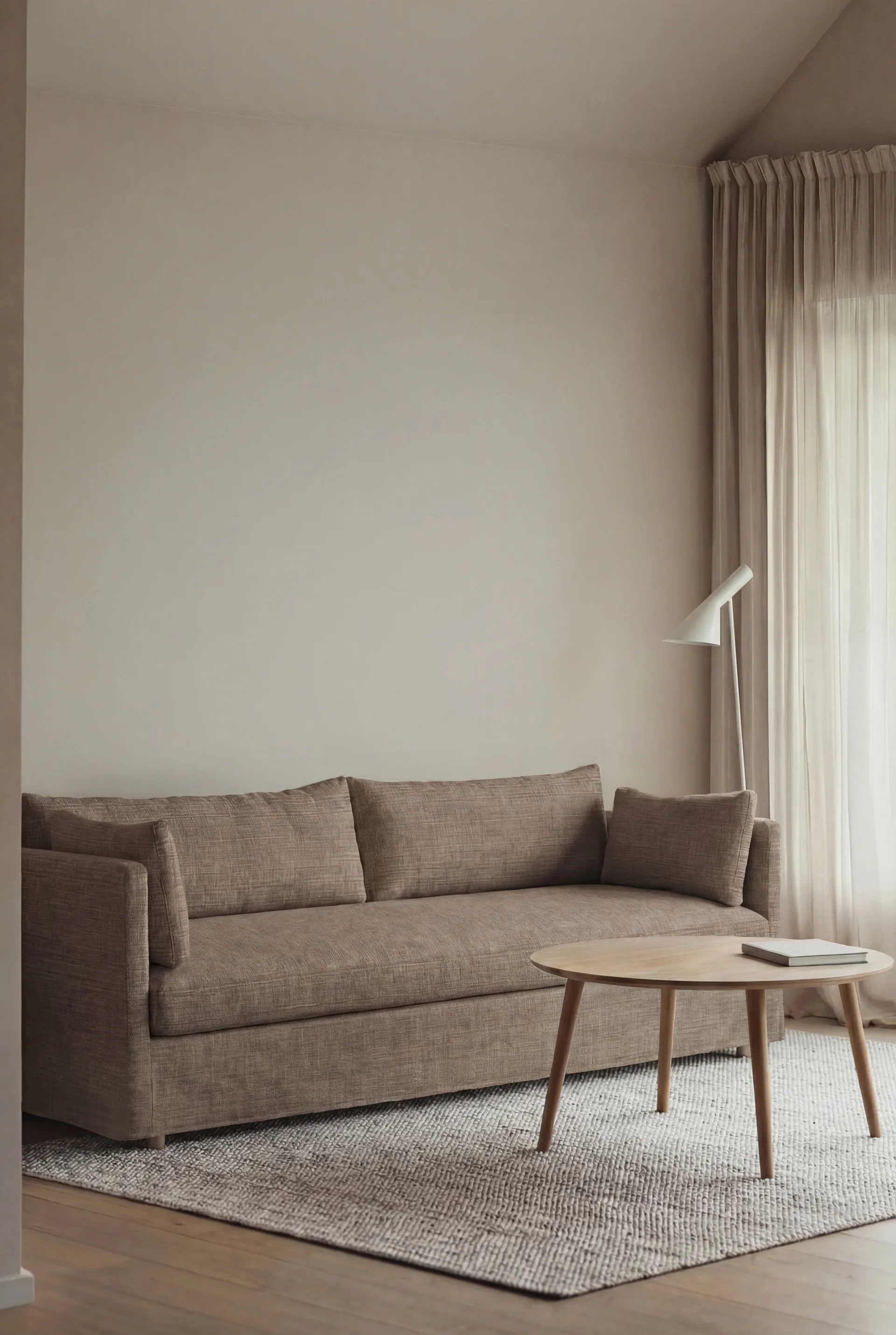 Linnevik sofa, Same Mole 6674-white-oiled oak, 4-seater, with skirt 1898