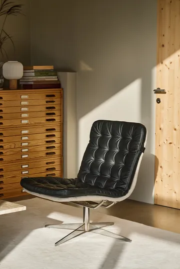 Loholm armchair with swivel function - Black leather-Bern Beige 0341 - 1898