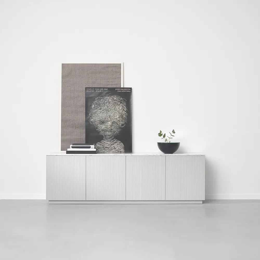 Beam side table, White lacquer, base in white oiled oak A2