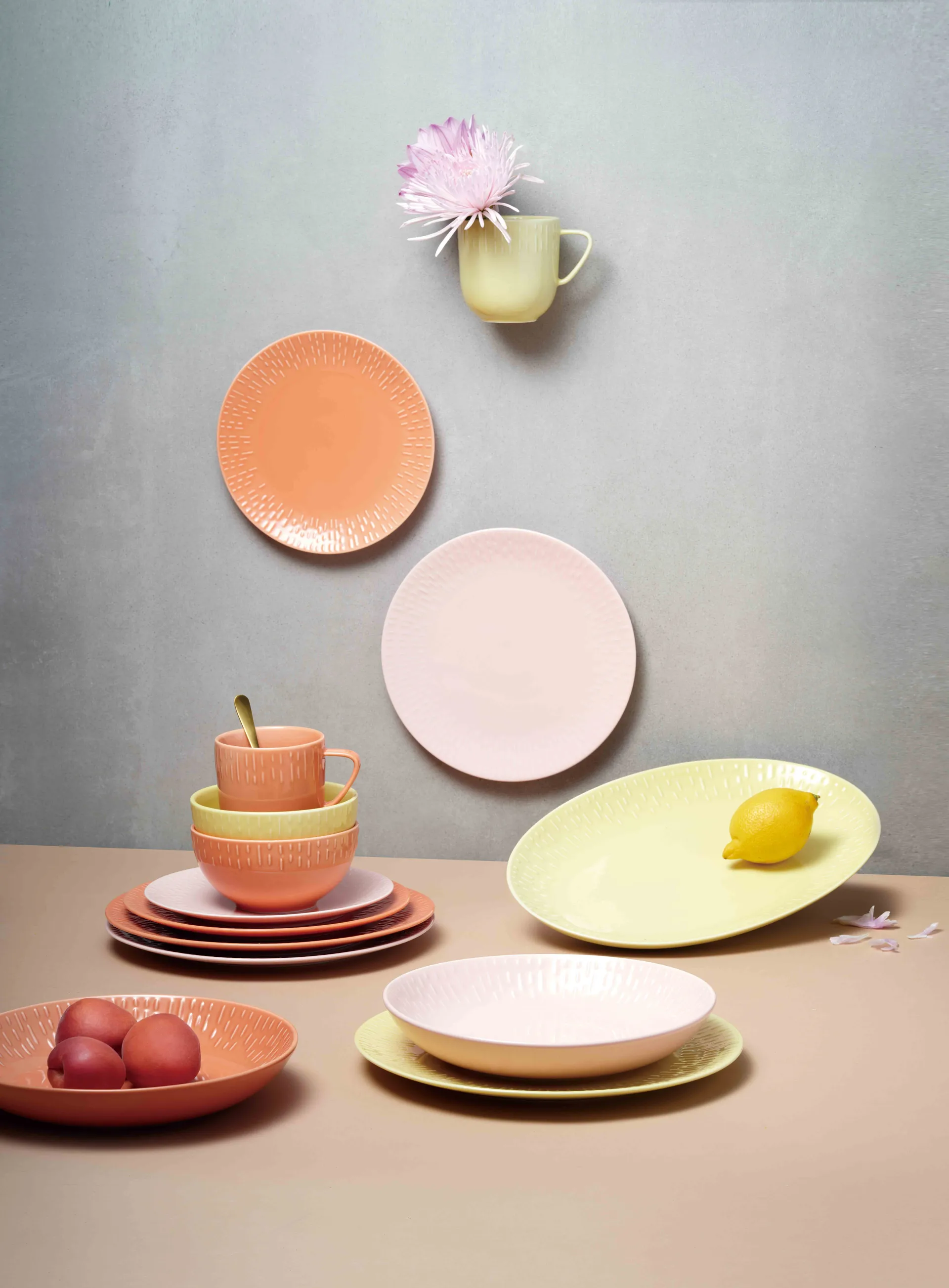 Confetti plate, Candyfloss, Ø24 cm Aida