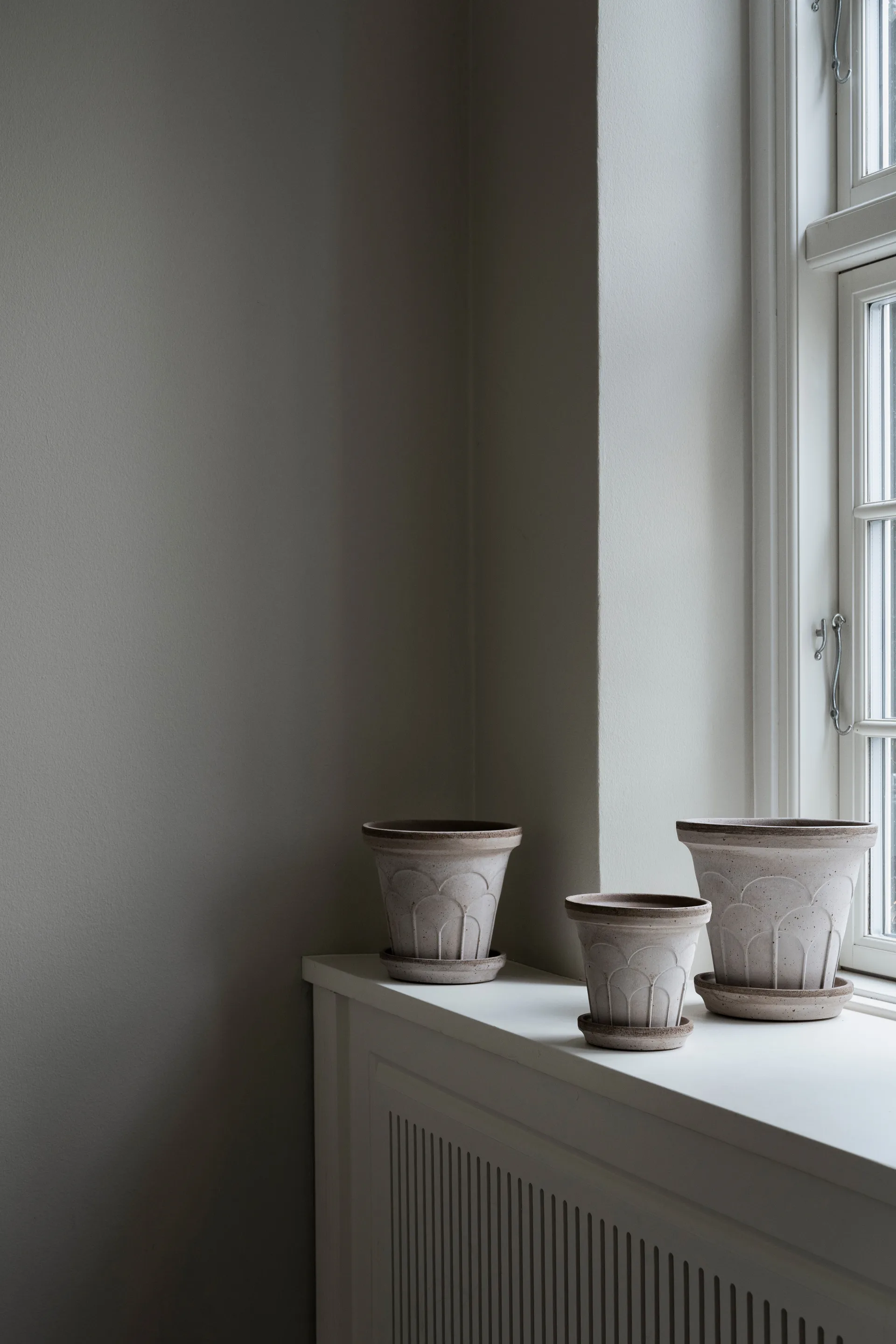 Fleur pot with saucer, 2 pieces, Grey, Ø12 cm Bergs Potter
