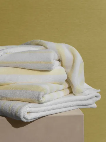 Arto towel - 2-pack, Transparent yellow-white, 30x50 cm - blomus