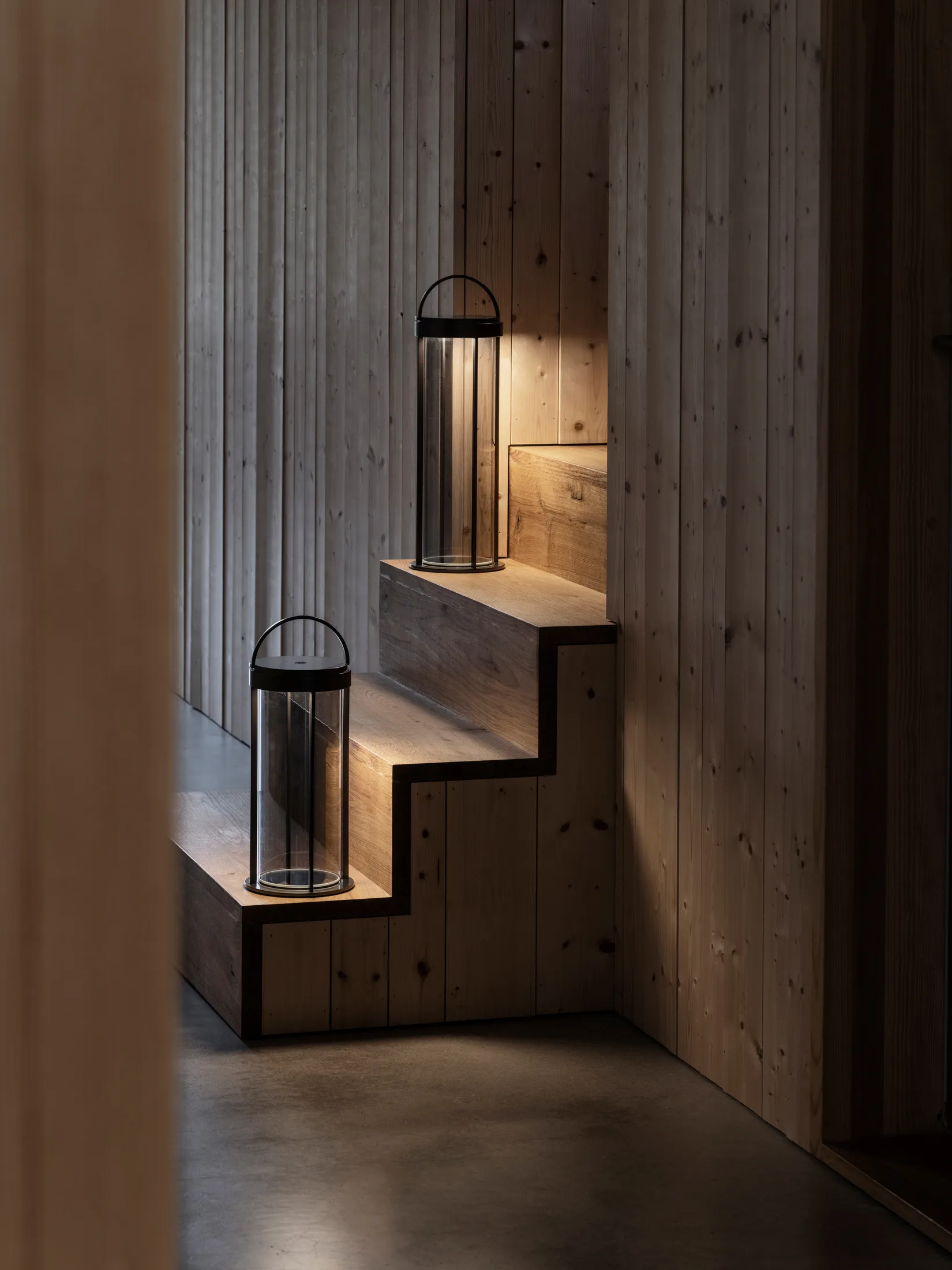 Mituro mobile LED lamp S, Gun metal blomus