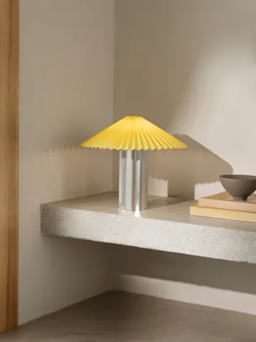 Taite table lamp - Cream gold, Ø36.5x31 cm - blomus