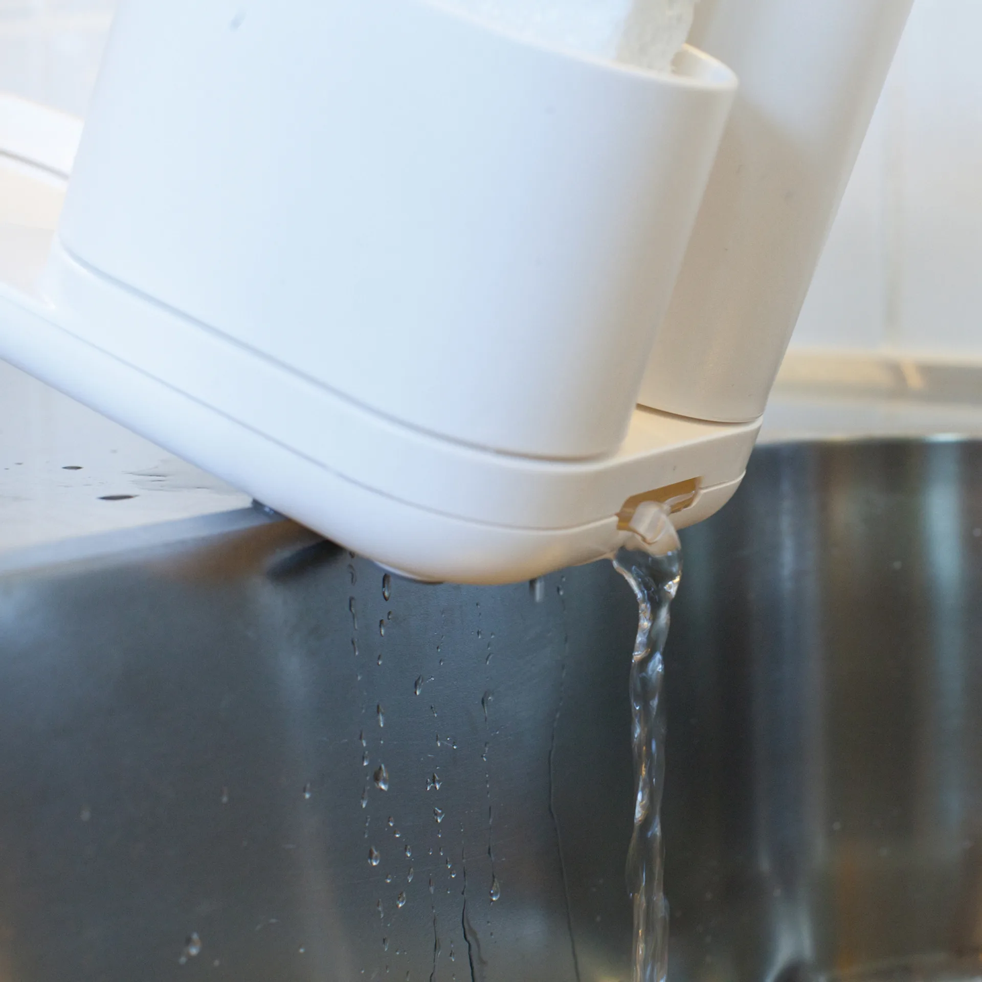 Dishwashing liquid pump with storage rack large, white Bosign