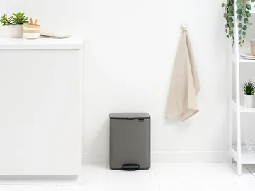 Bo pedal bin 12 L - Platinum - Brabantia