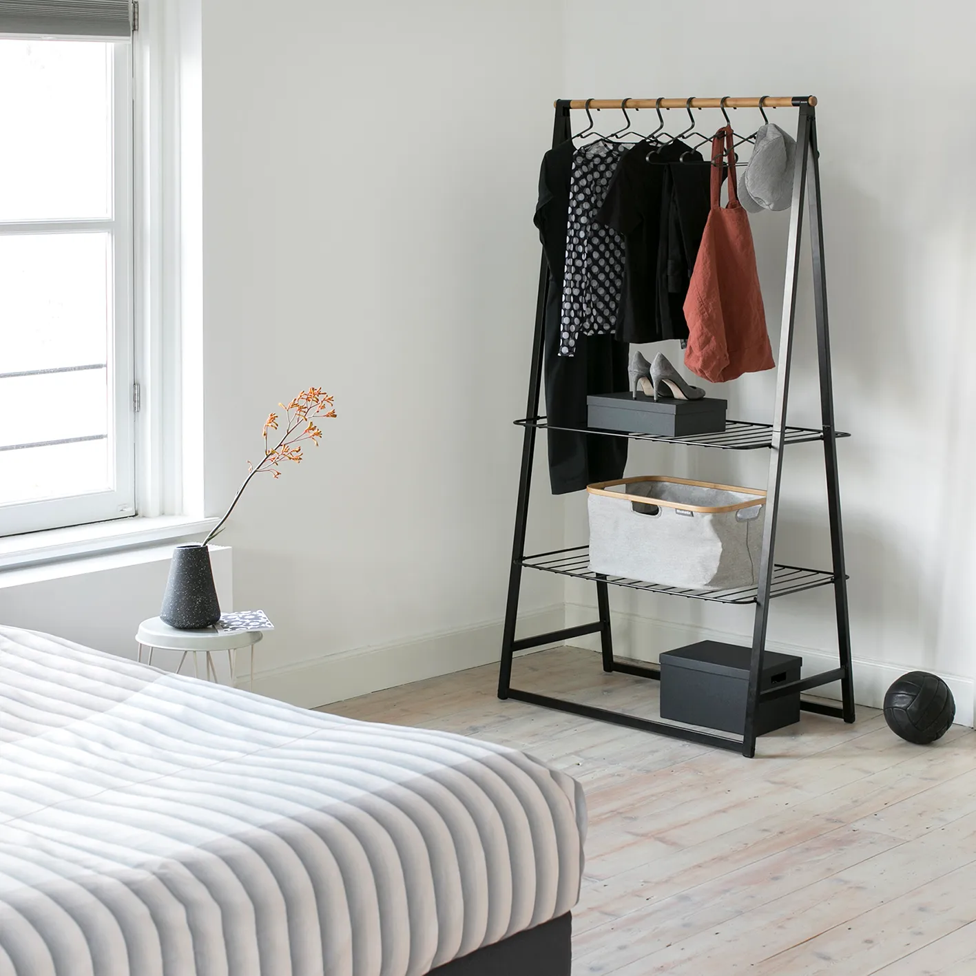 Linn clothes stand large, Black Brabantia