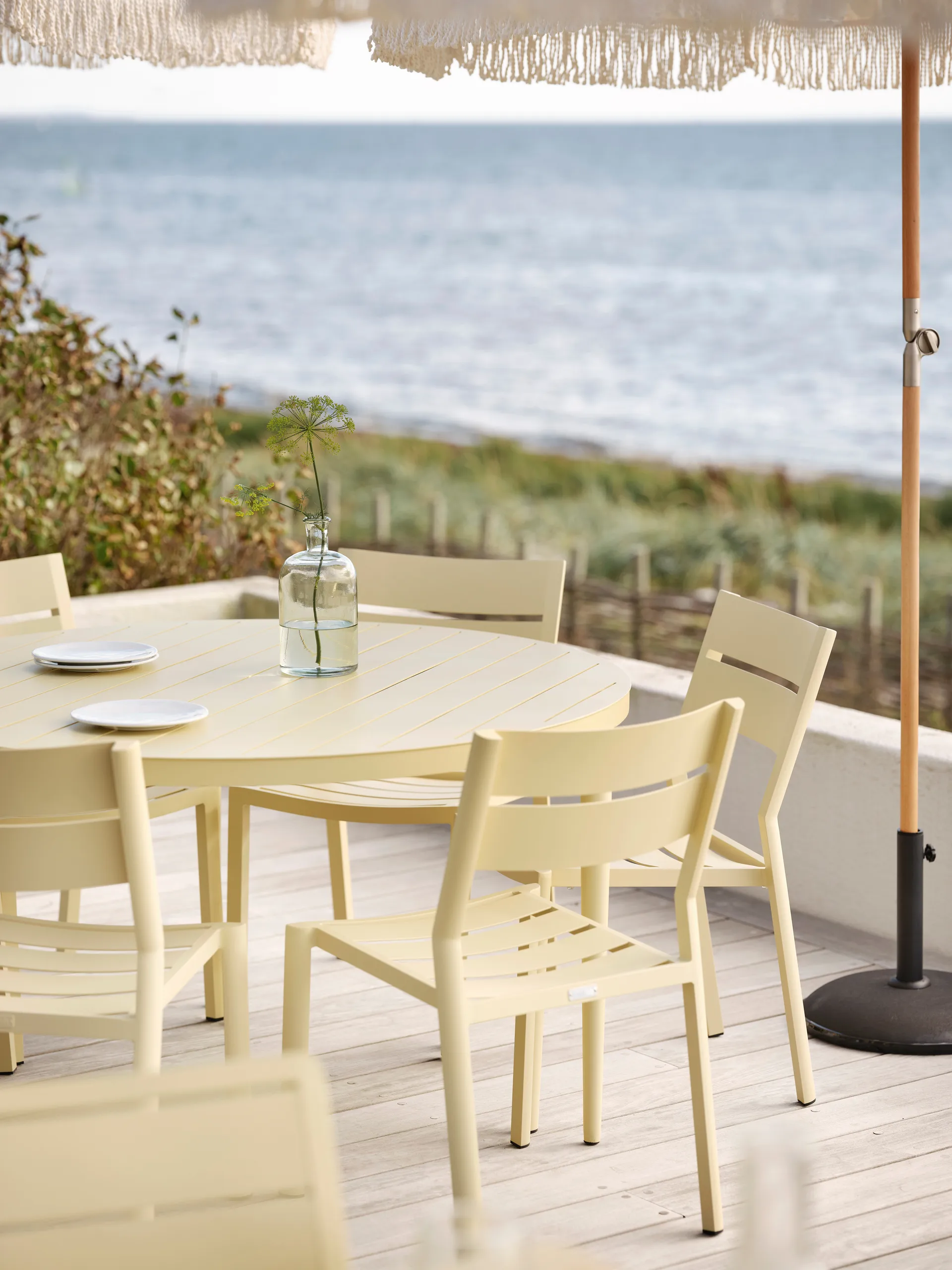 Bigby dining table, Light grey, Ø100 cm Brafab