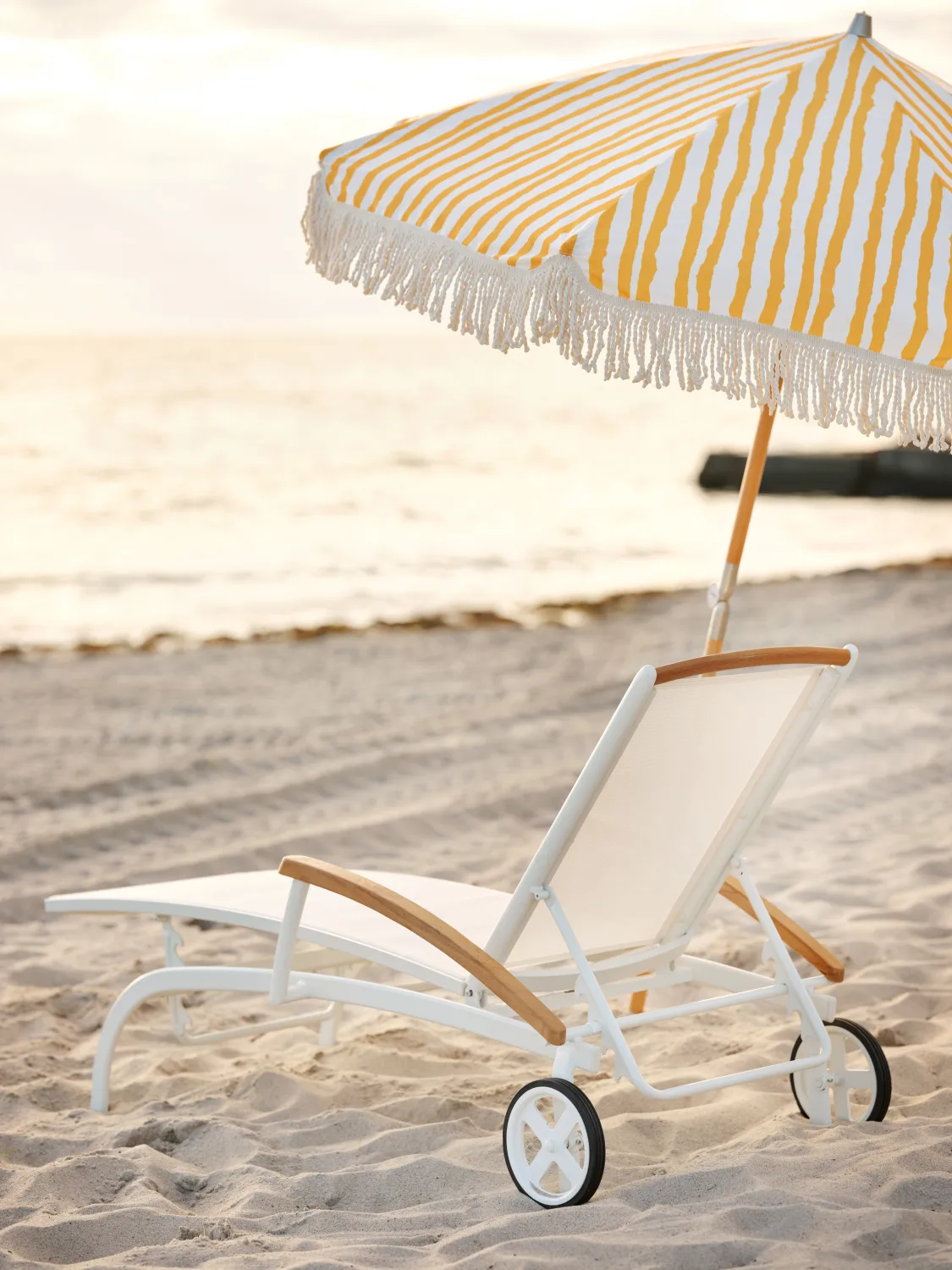 Gatsby parasol, Yellow stripe, Ø185 cm Brafab
