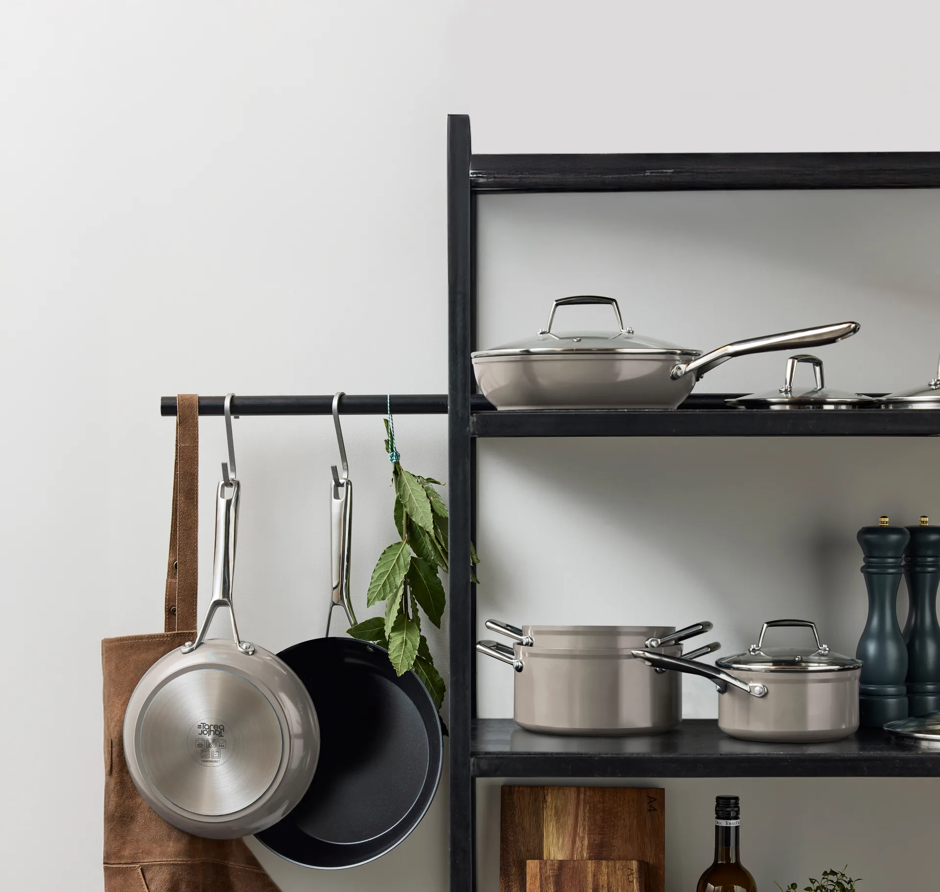 Vivian pot aluminum 2.1 L, Beige By Tareq Taylor