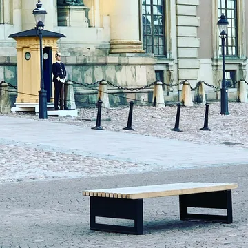 Block bench - Mahogany, wide, black stand - Byarums bruk