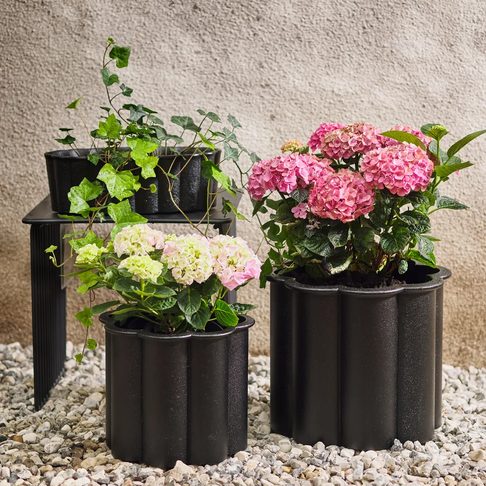 Gråsippa plant pot, Black, no. 1 Ø33 cm Byarums bruk