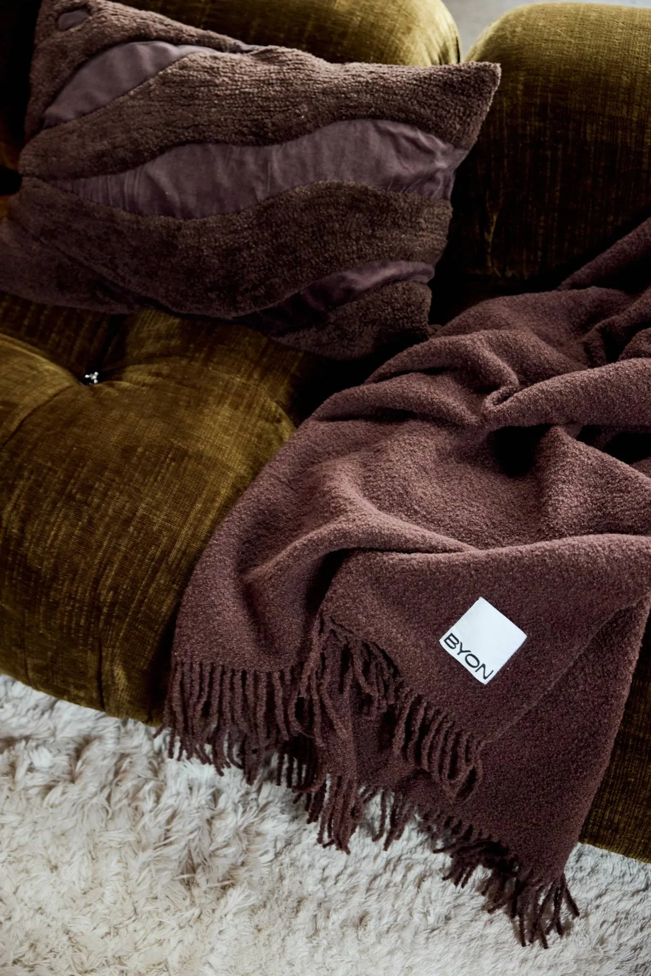 Fluffy cushion 50x50 cm, Brown, 40x60 cm Byon