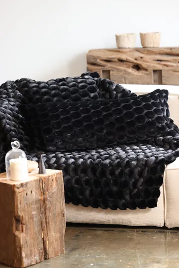 Egg Collection rug 170x130 cm - Black - Ceannis