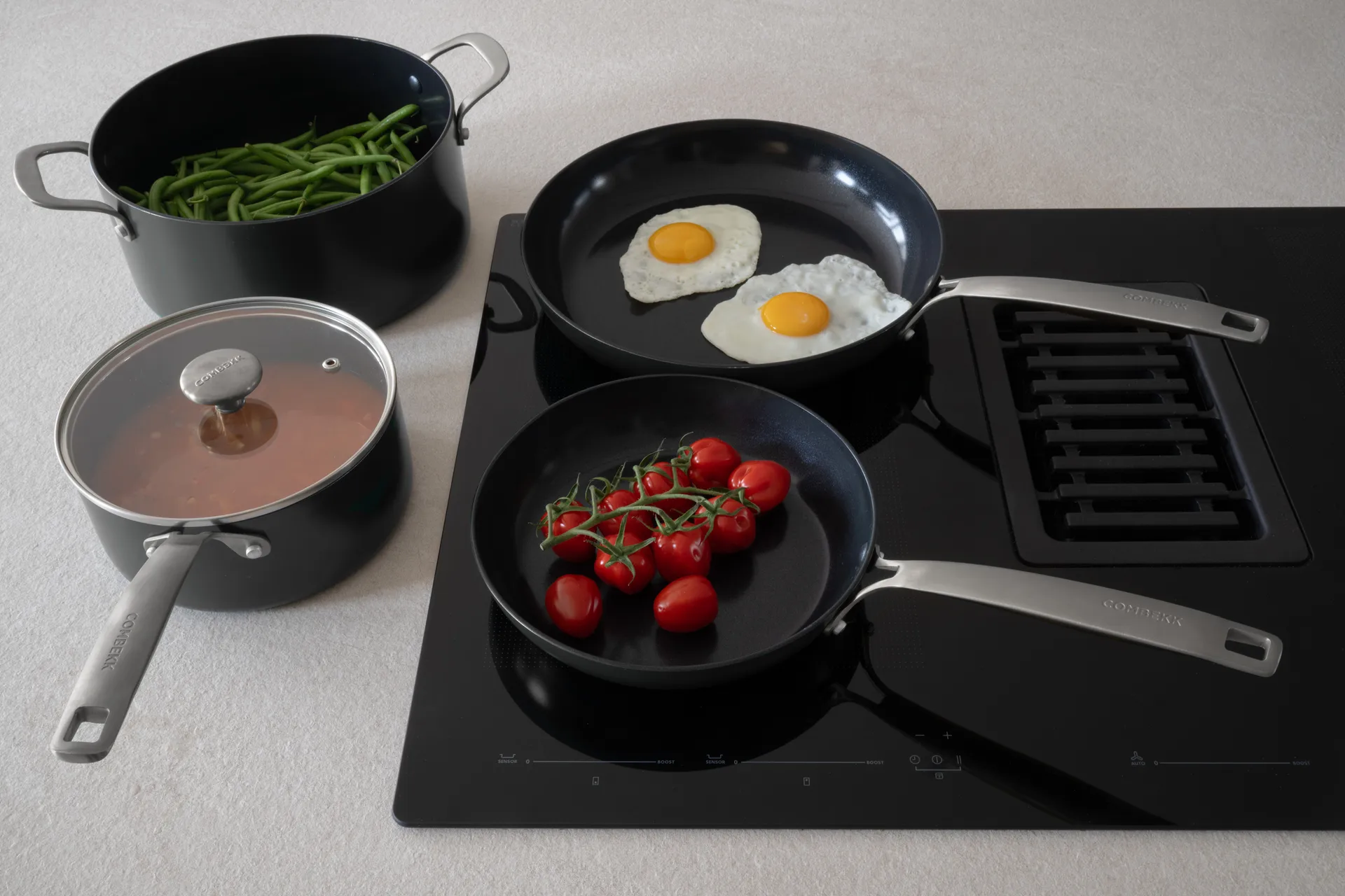 Combekk Element saucepan with lid aluminum black, Ø18 cm Combekk