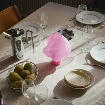 Soft Serve portable table lamp - Rose sorbet, 23 cm - Crème Atelier