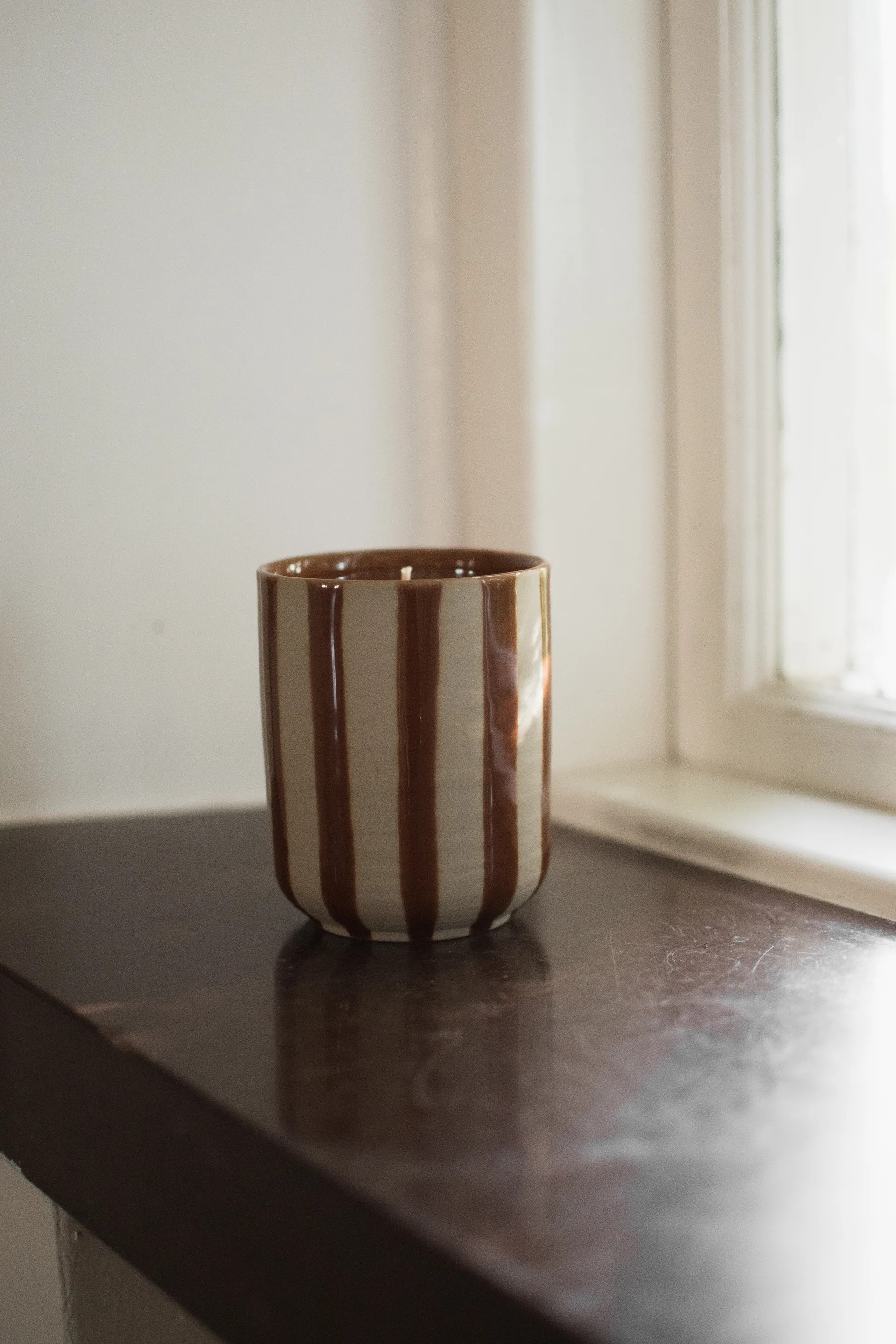 Burn scented candle 60 h, Nougat DBKD