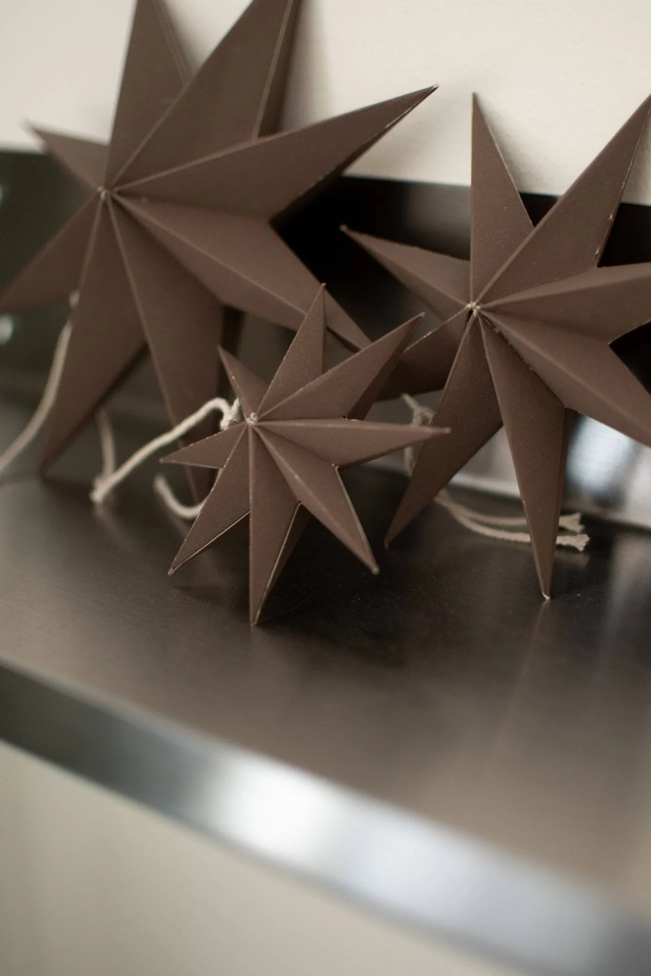 Paper winter star hanging decoration, Brown, small, Ø9 cm DBKD