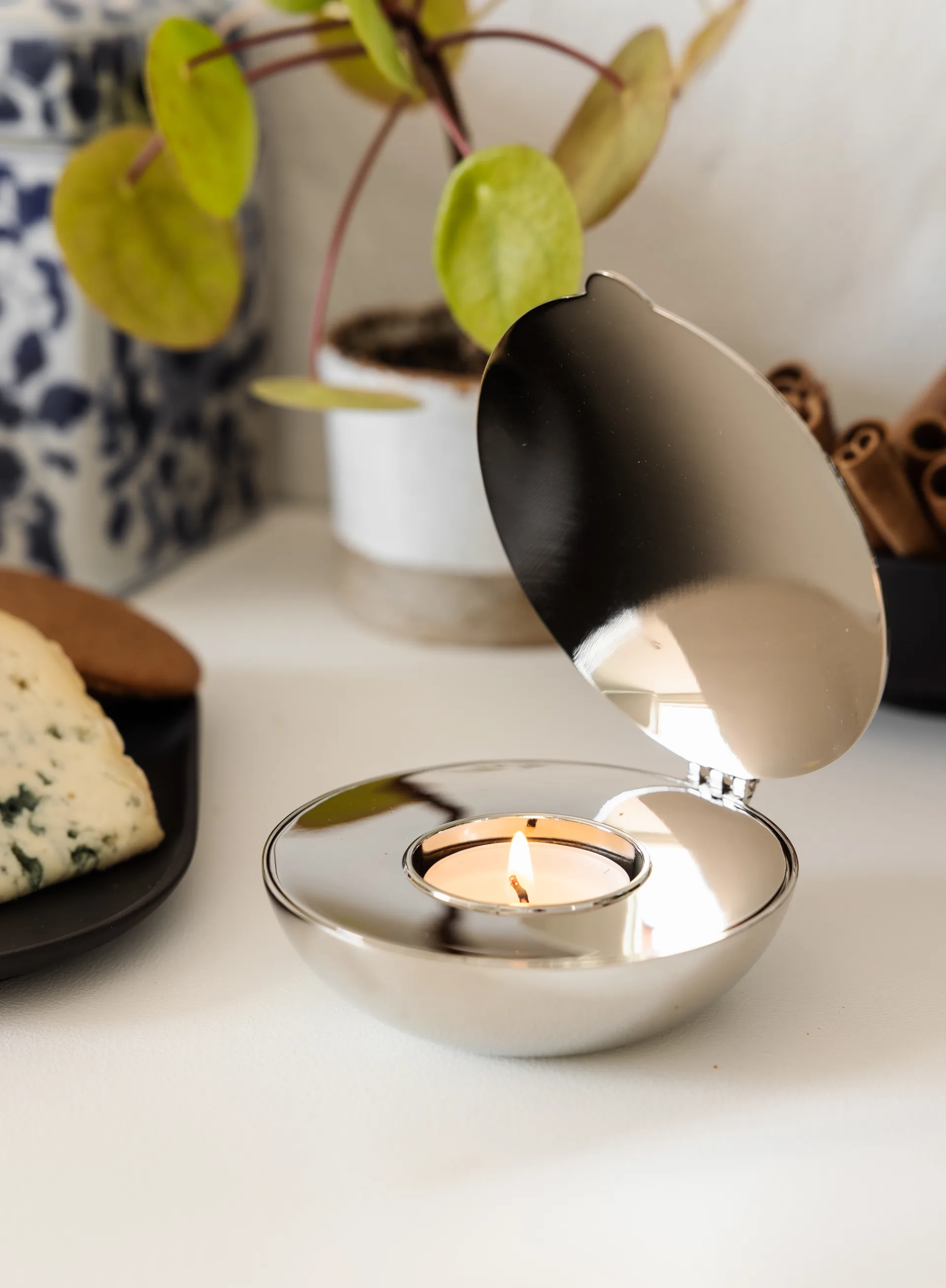 Shell votive, nickel Design House Stockholm
