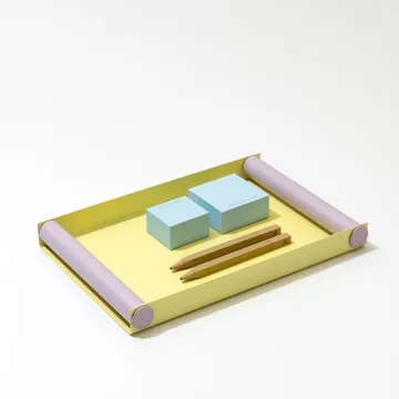 Ray Serving tray medium - Yellow-lavender - Design Letters