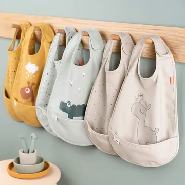 Lalee bib with velcro 2-pack - Sand - Done by deer