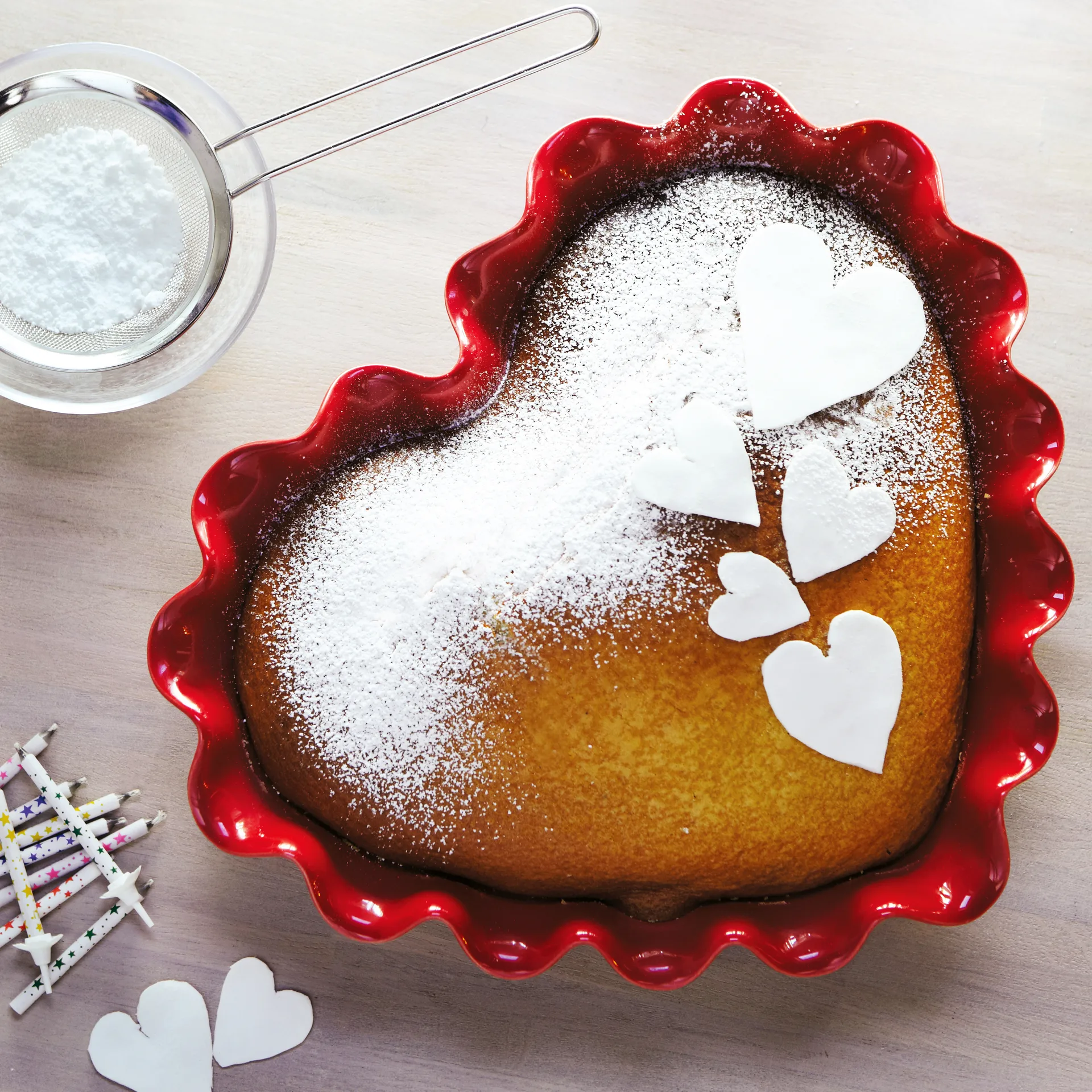 Emile Henry pie dish heart 1.5 L, Red Emile Henry