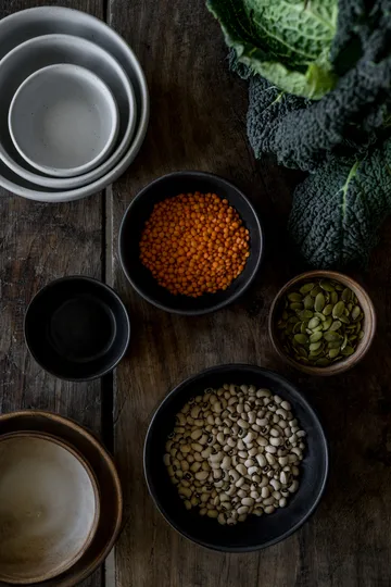 Ernst bowl - Matte black-natural base, Ø14 cm - ERNST
