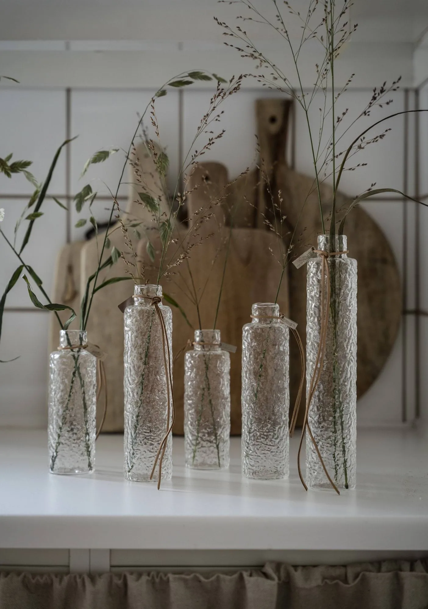 Ernst textured glass vase clear, Ø5x20 cm ERNST
