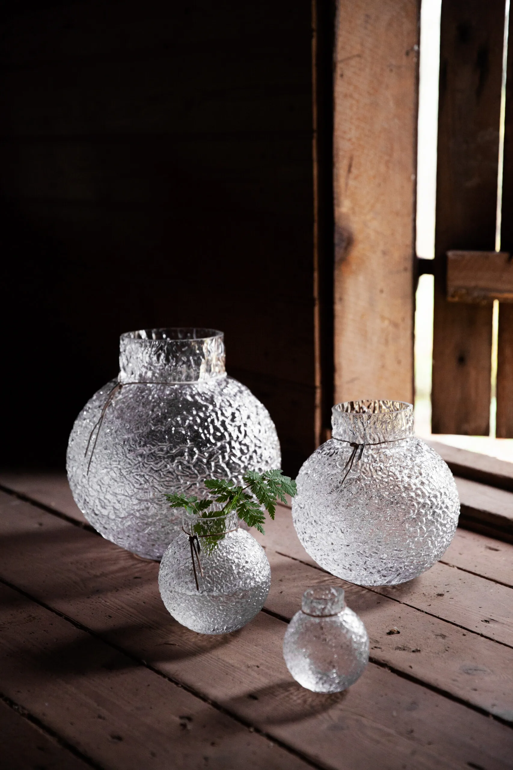 Ernst textured glass vase clear, Ø9x10 cm ERNST