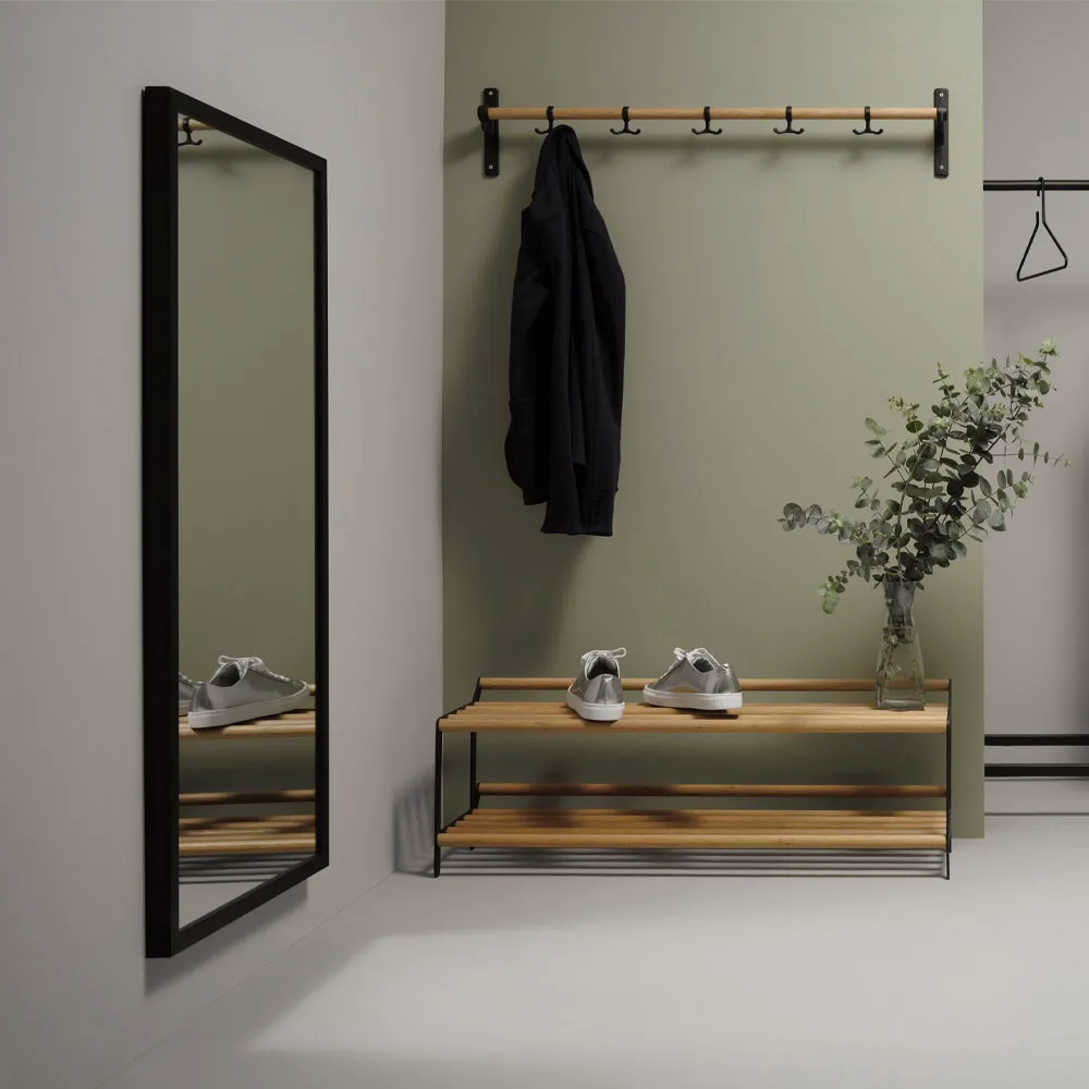 Klara mirror, White smooth Essem Design