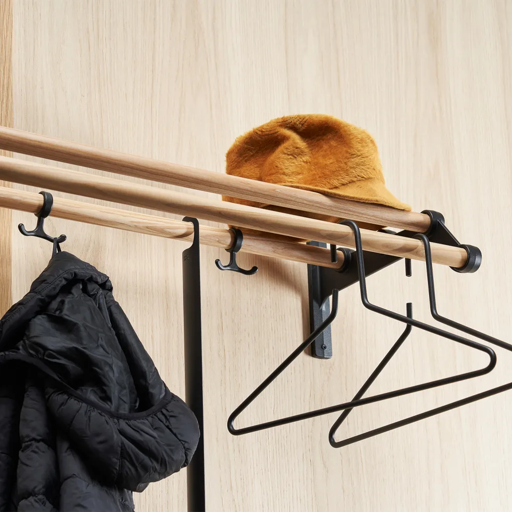 Nostalgi 291 hat shelf, Brass, white  Essem Design