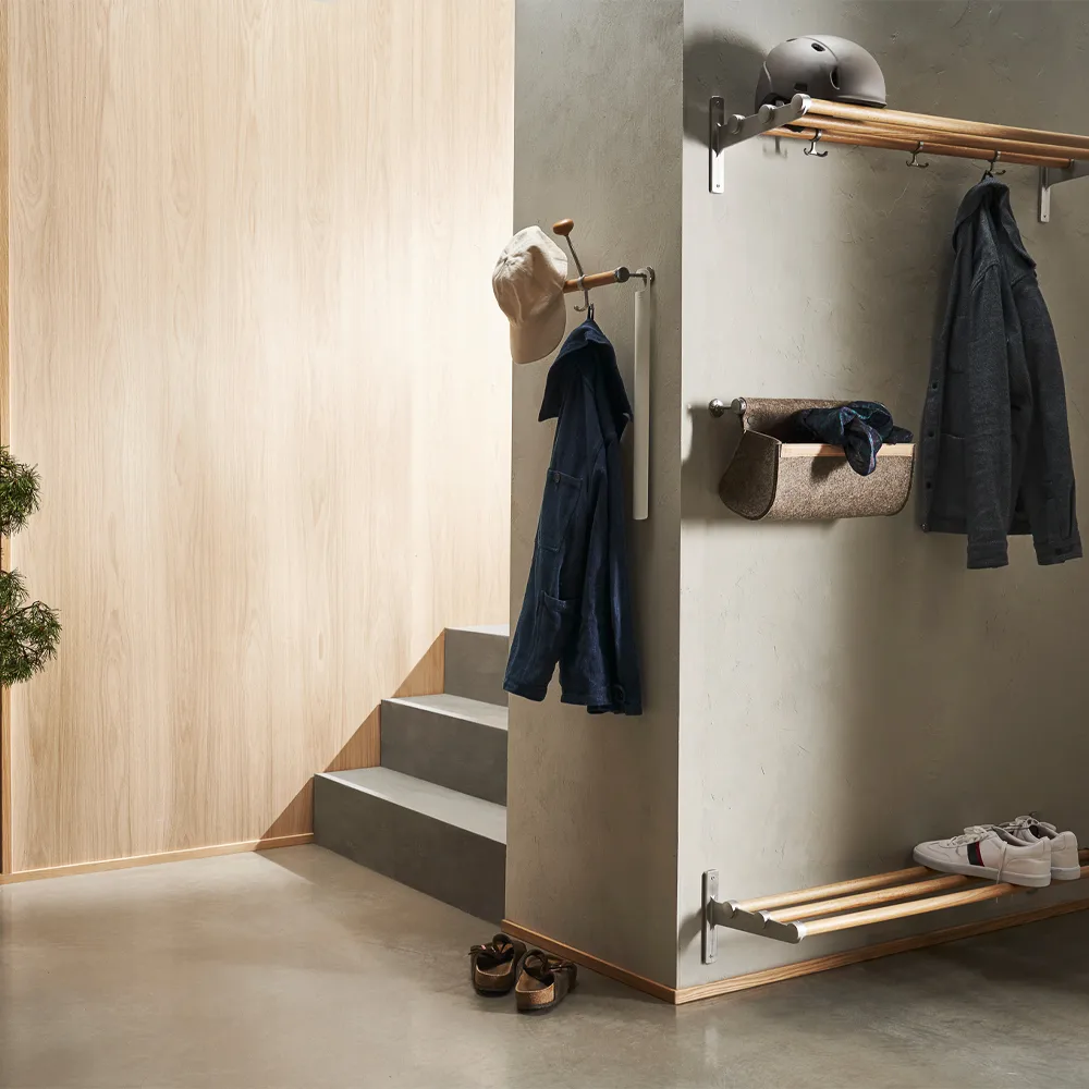 Nostalgi hat shelf/ shoe shelf, oak, aluminum Essem Design
