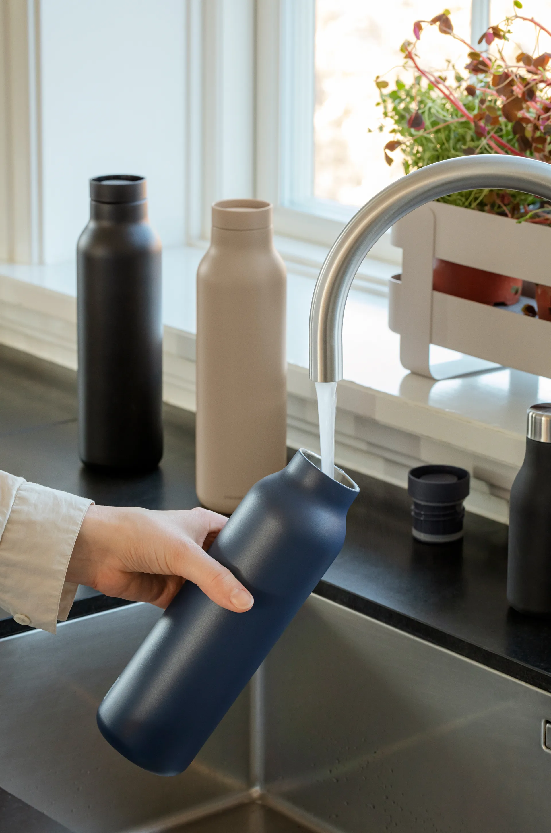 Urban thermos bottle 0.7 L, Black Eva Solo
