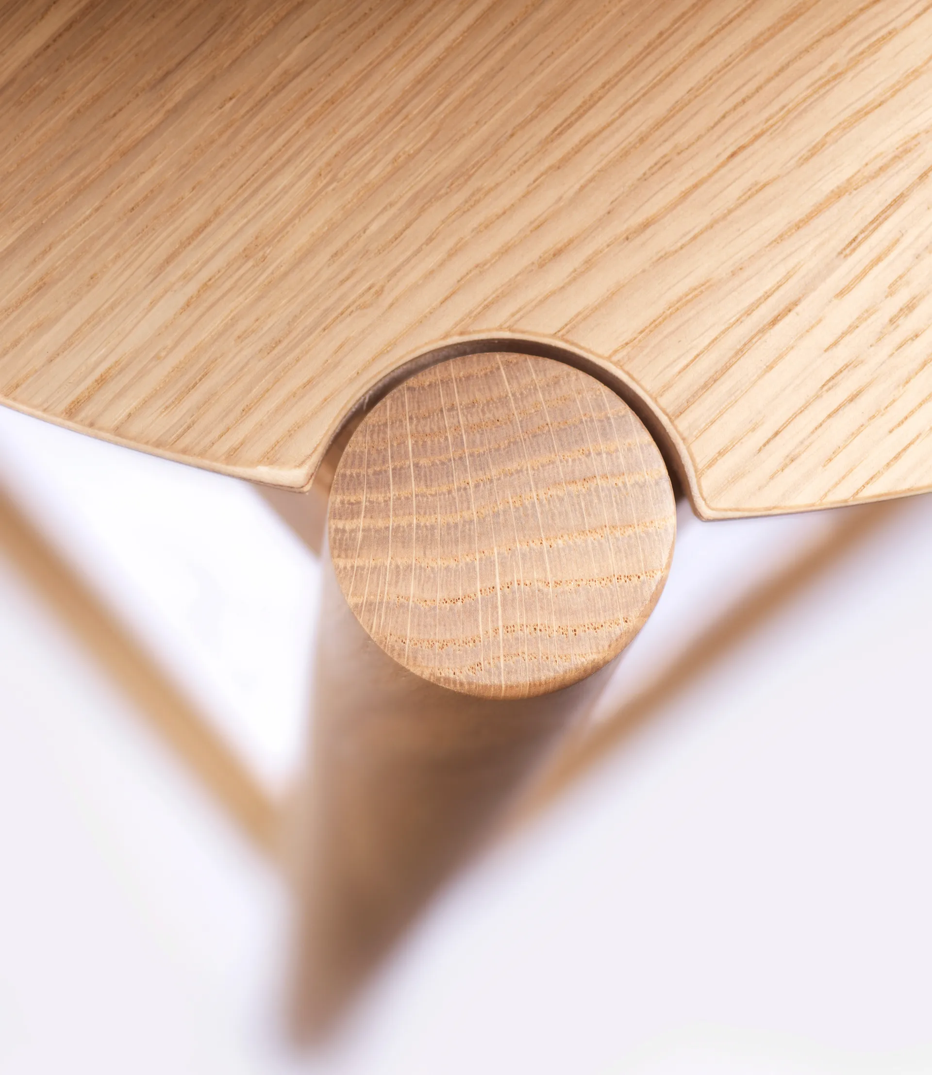 J185 Øst barstool 65 cm, Oak nature lacquered FDB Møbler