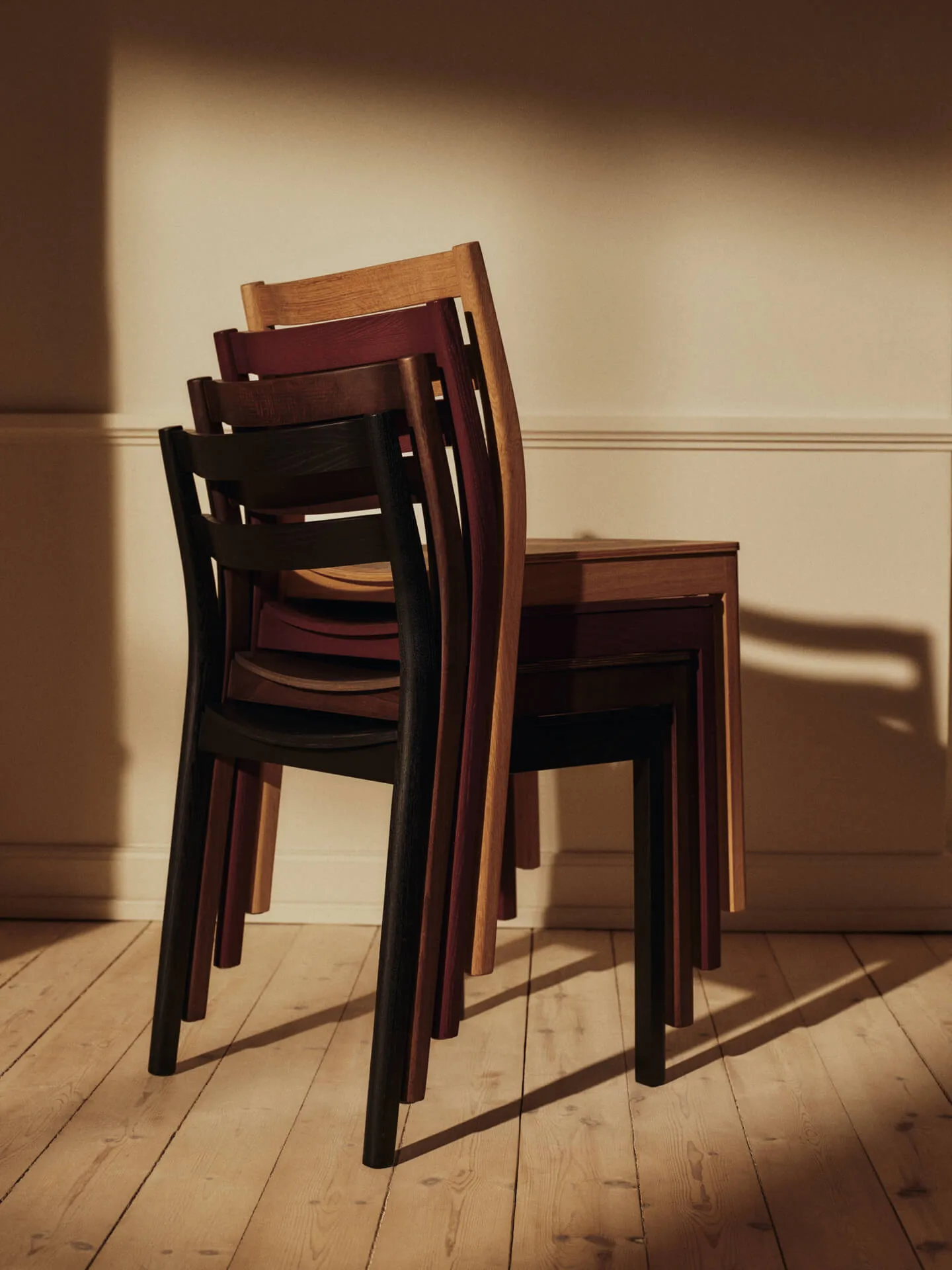 Boda chair, Red brown Ferm Living