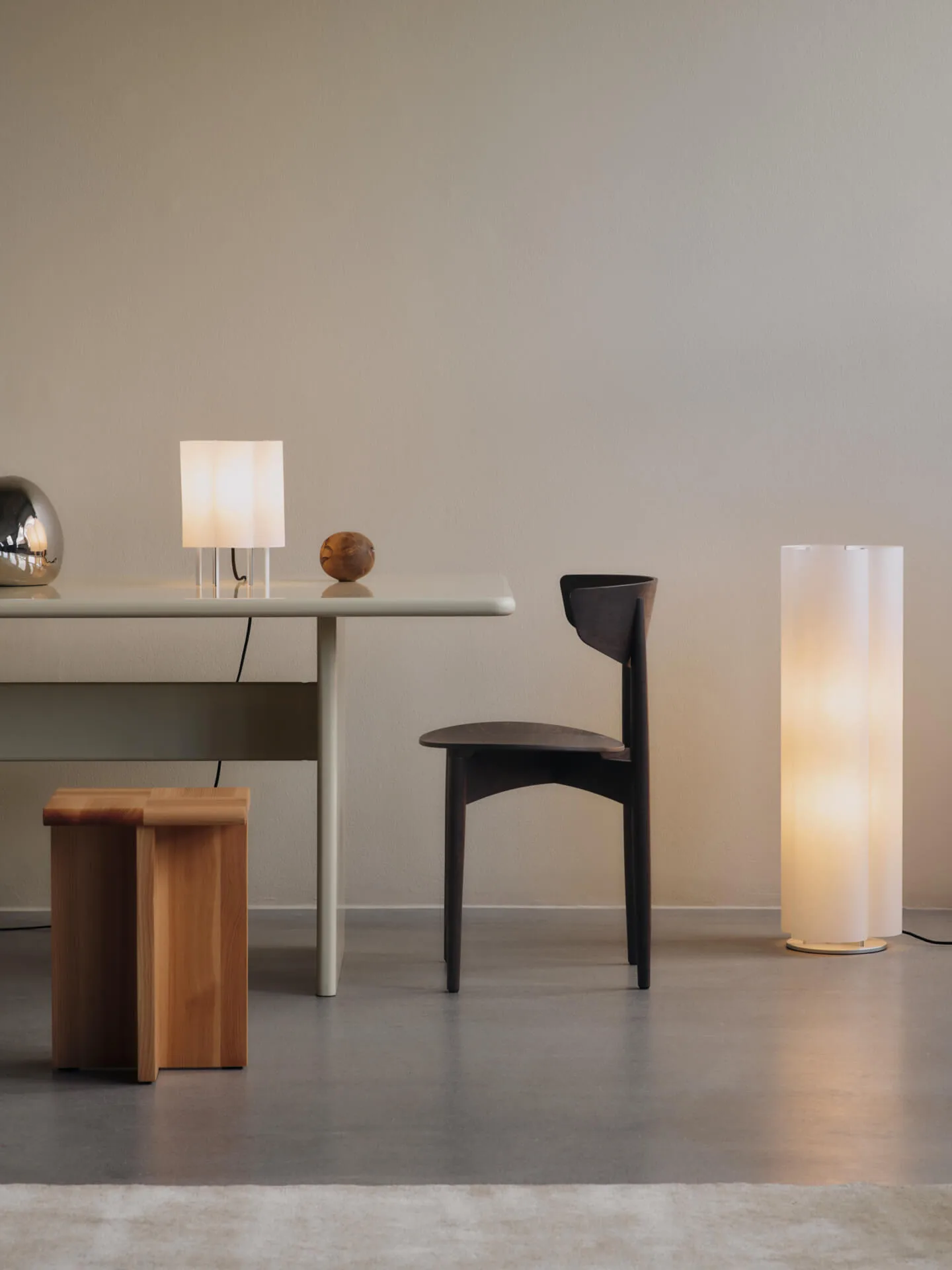 Boe table lamp 28 cm, Silver-natural Ferm Living