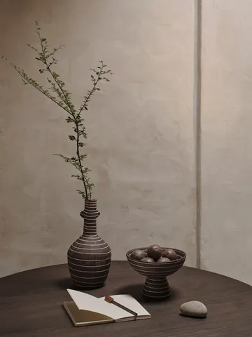 Brura vase 32 cm - Coffee-white - Ferm Living