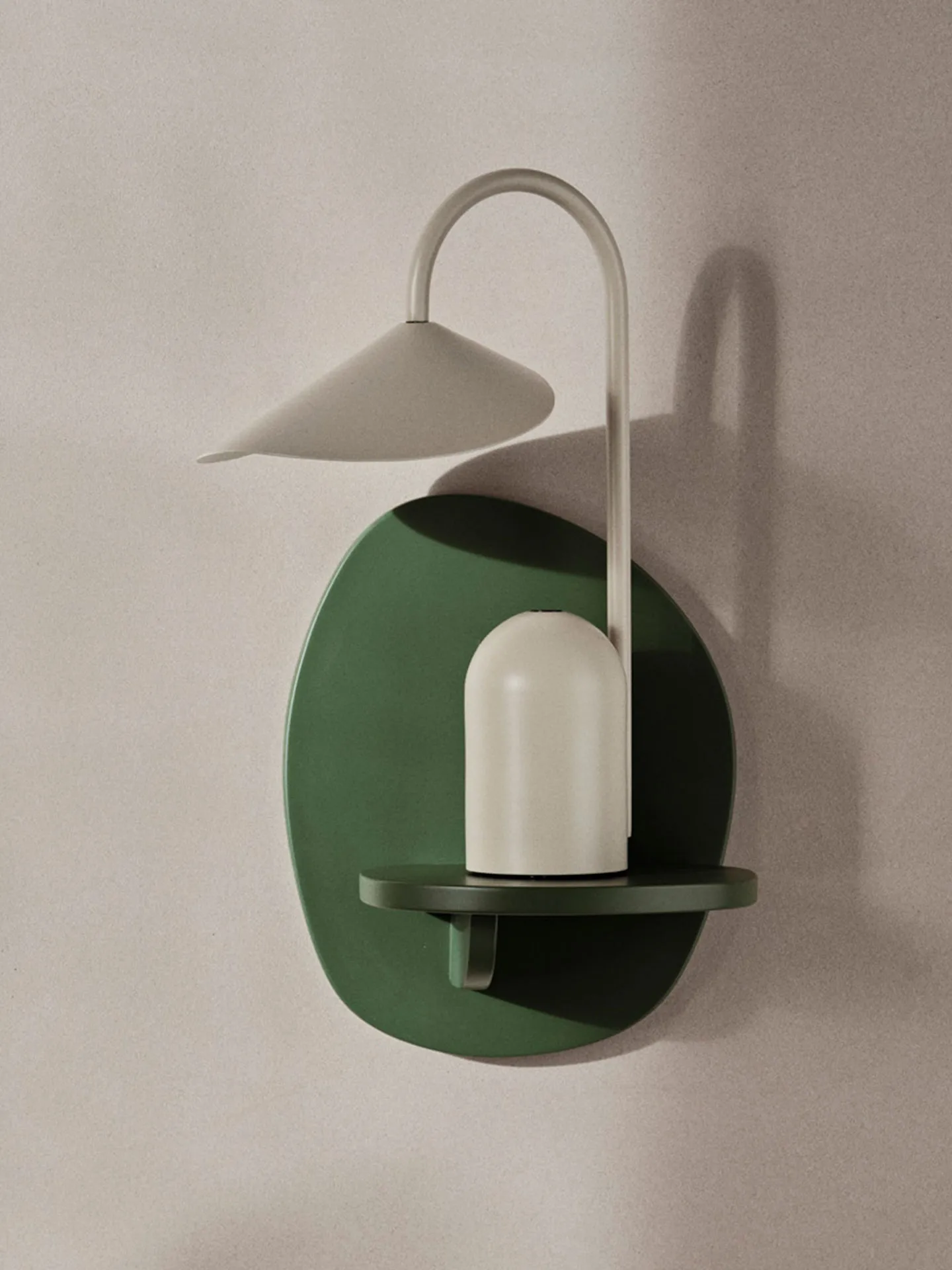 Pilu wall shelf 25 cm, Verdant Green Ferm Living