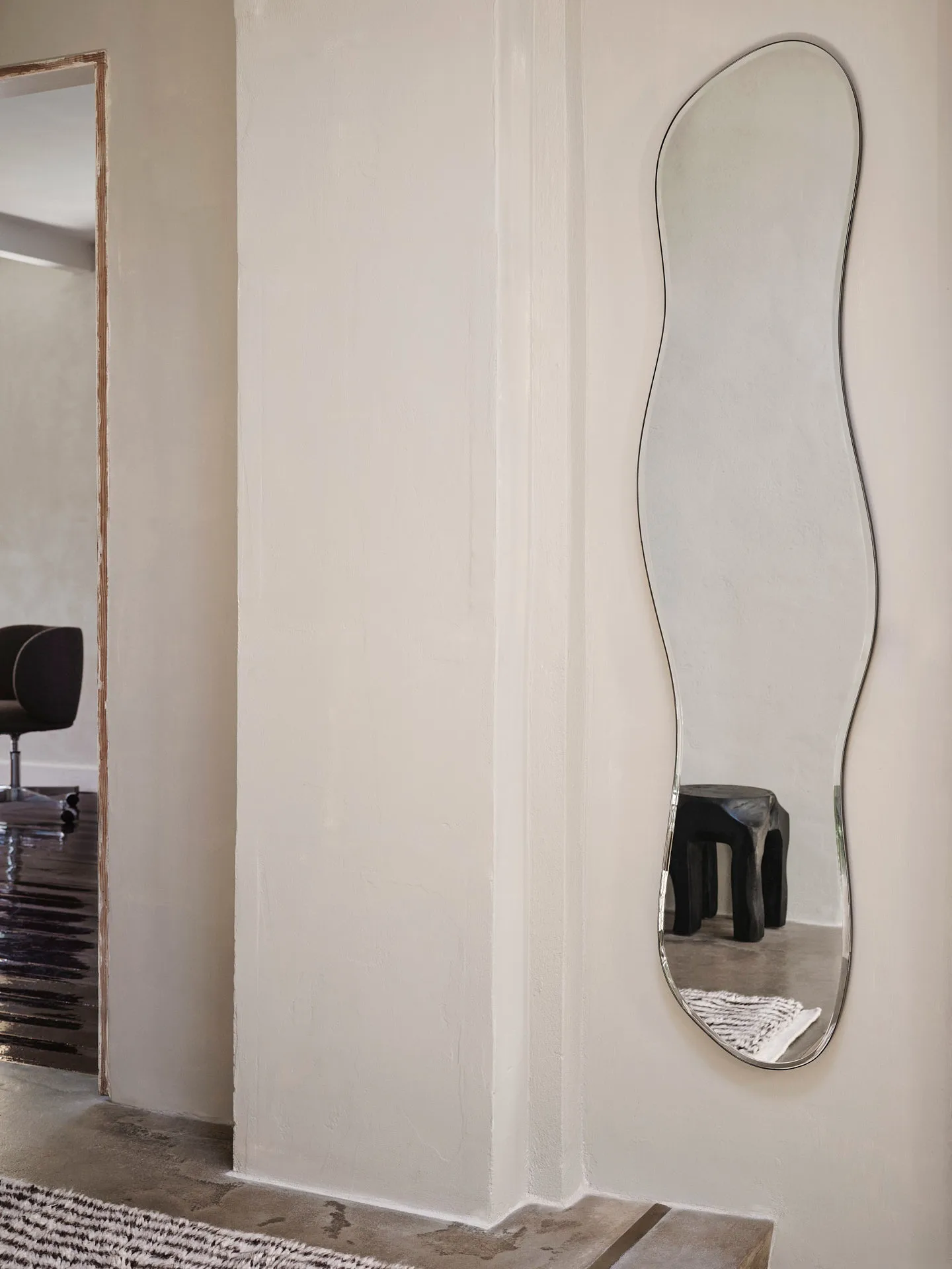 Pond mirror full size, Dark chrome Ferm Living