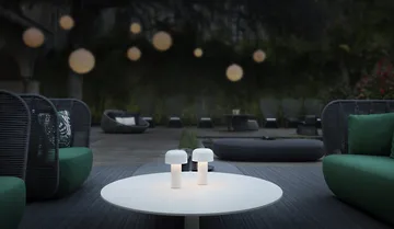 Bellhop portable table lamp - White, IP54 (indoor/outdoor) - Flos