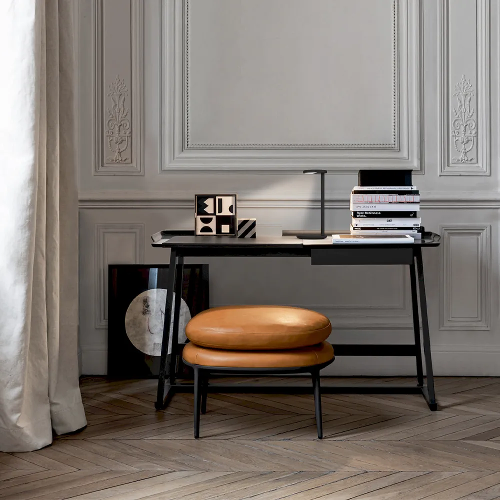 Oblique Qi table lamp, Brown Flos