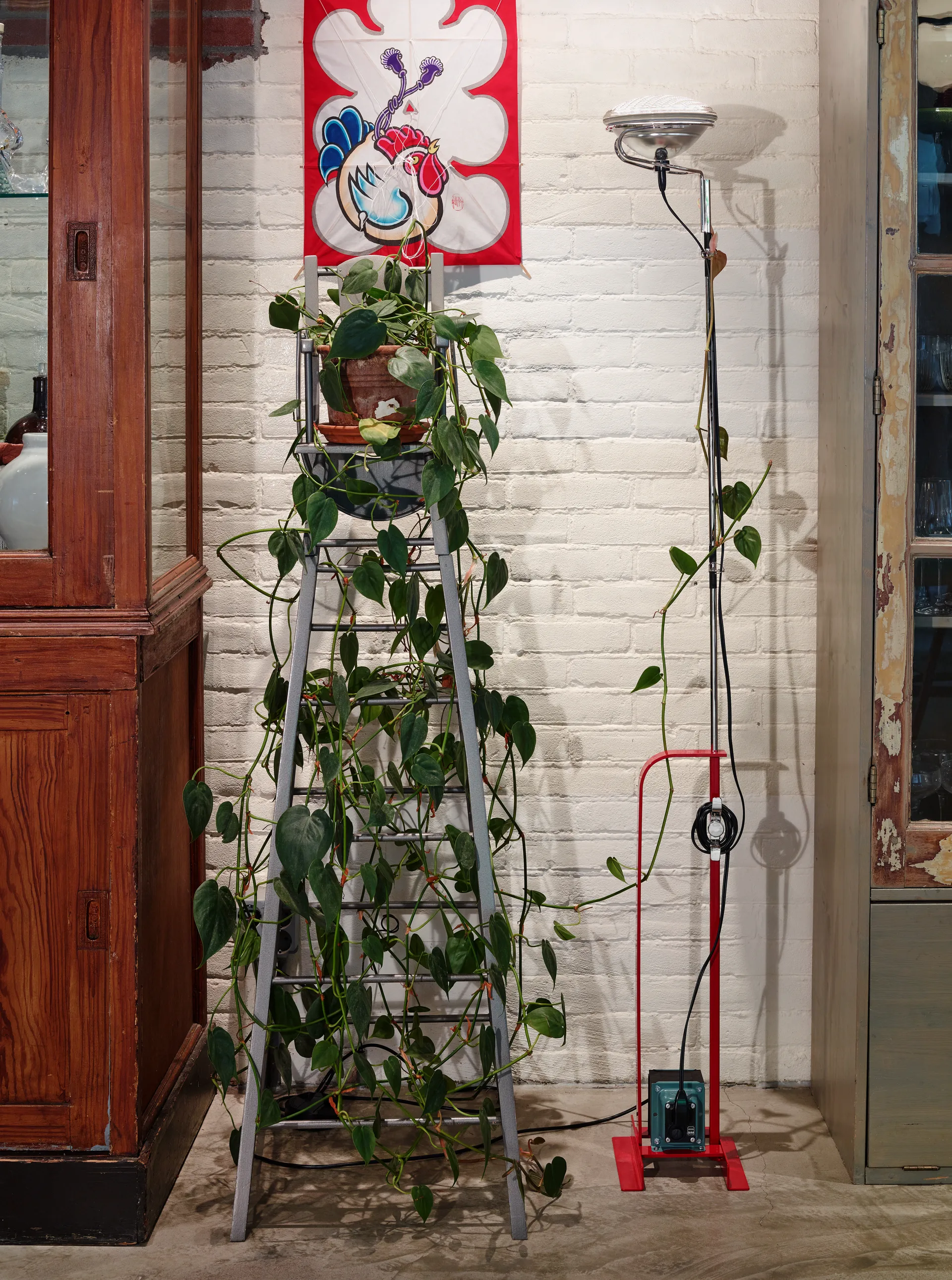 Toio LED floor lamp - Red (GB) Flos