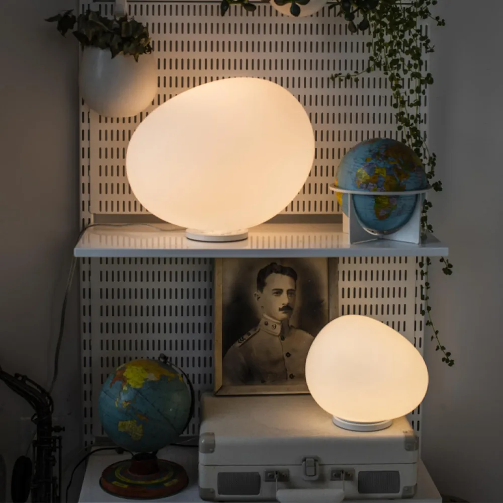 Gregg Grande table lamp, White Foscarini