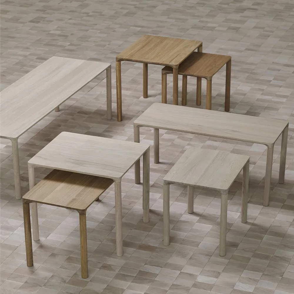 Piloti 6705 side table, Smoked oak-height 35 cm Fredericia Furniture