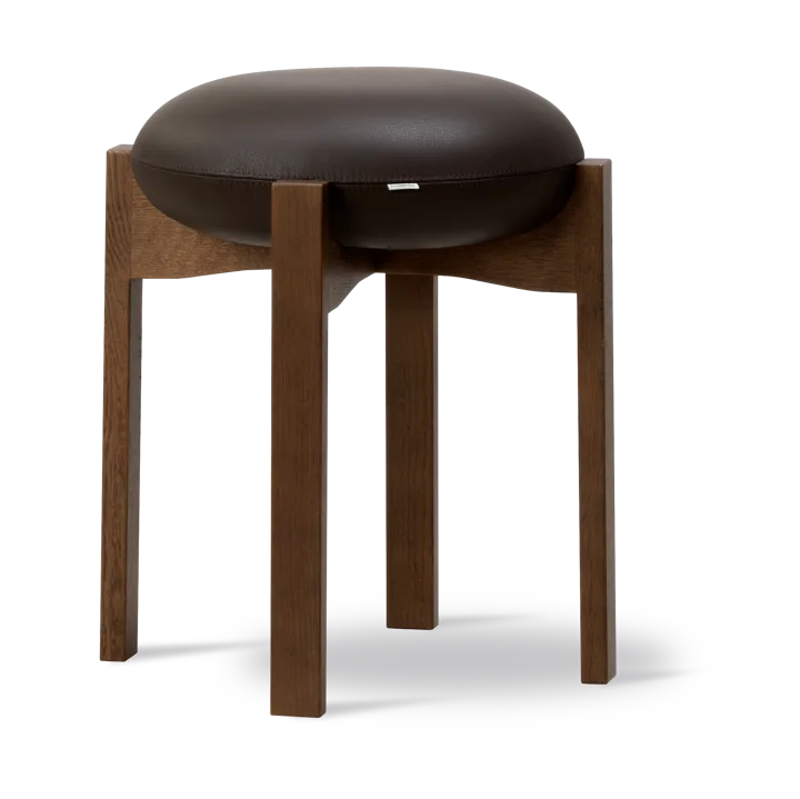 Pioneer round stool low - Primo 86-1-smoked stained lacquered oak - Fredericia Furniture