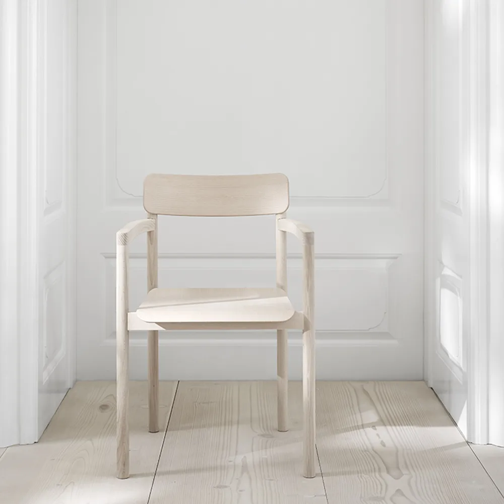 Post 3445 armchair, Black lacquered oak Fredericia Furniture