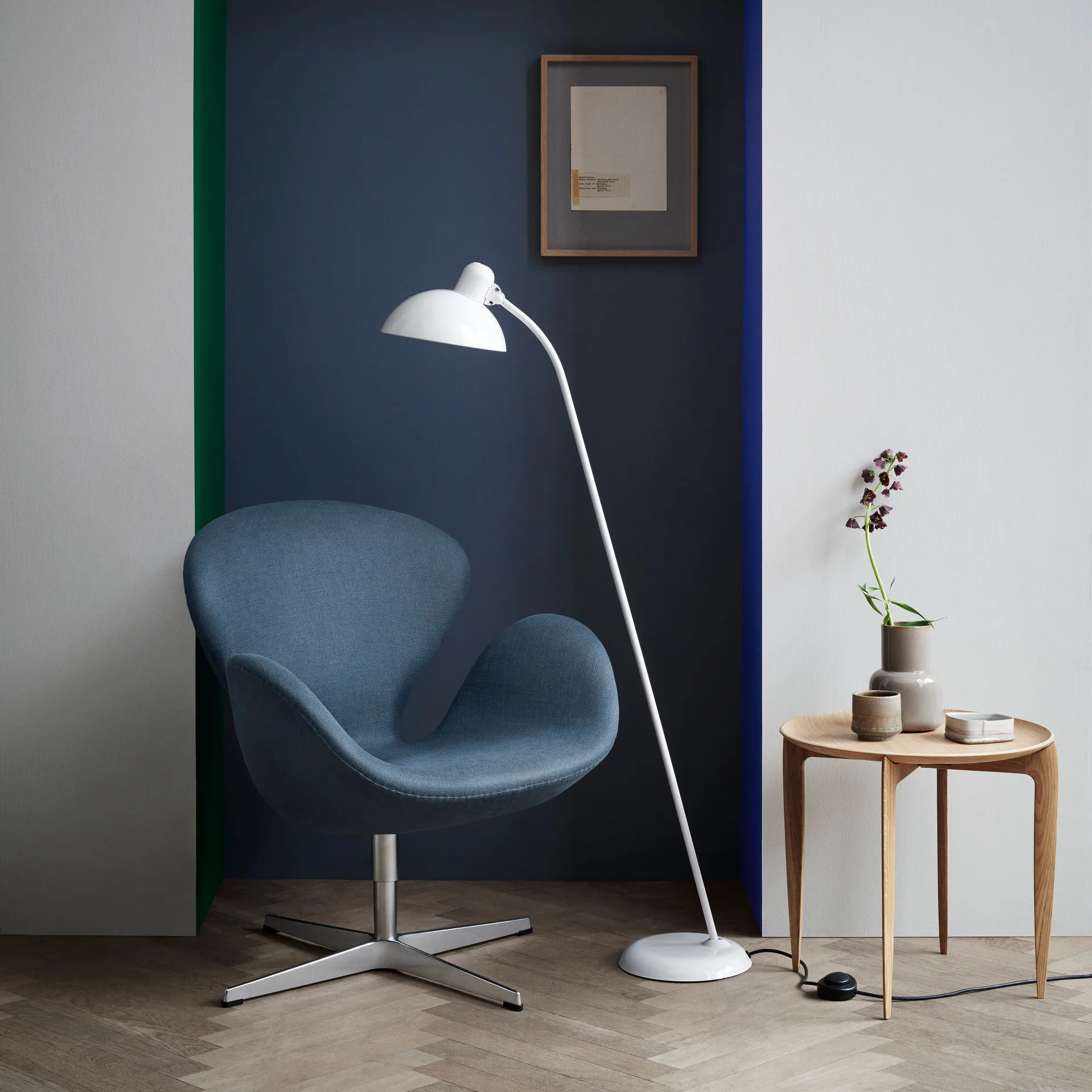 Kaiser Idell 6556-F Luxus floor lamp, White Fritz Hansen