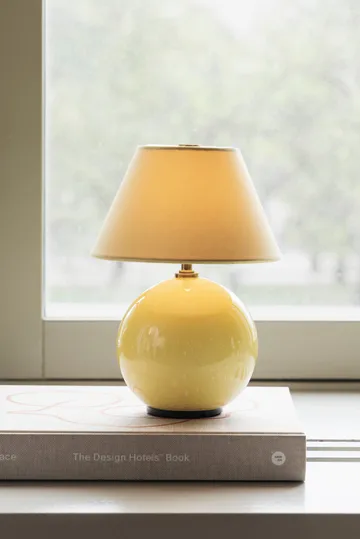 Iris 16 portable table lamp - Butter yellow - Globen Lighting